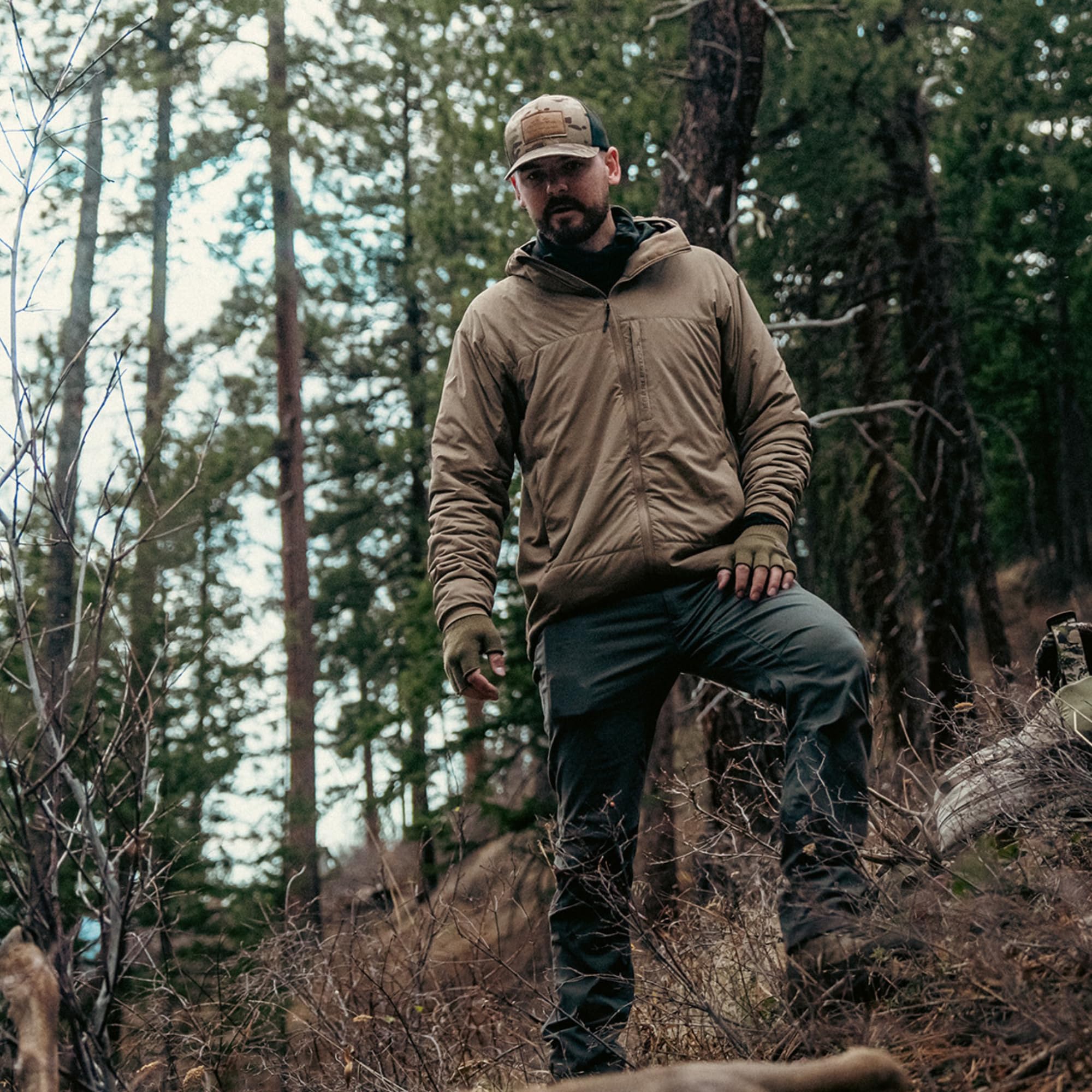 Eberlestock Altura Jacket – Lightweight Insulated PFAS-Free DWR Shell with Packable Design, Adjustable Hood, Multiple Pockets - Image 4