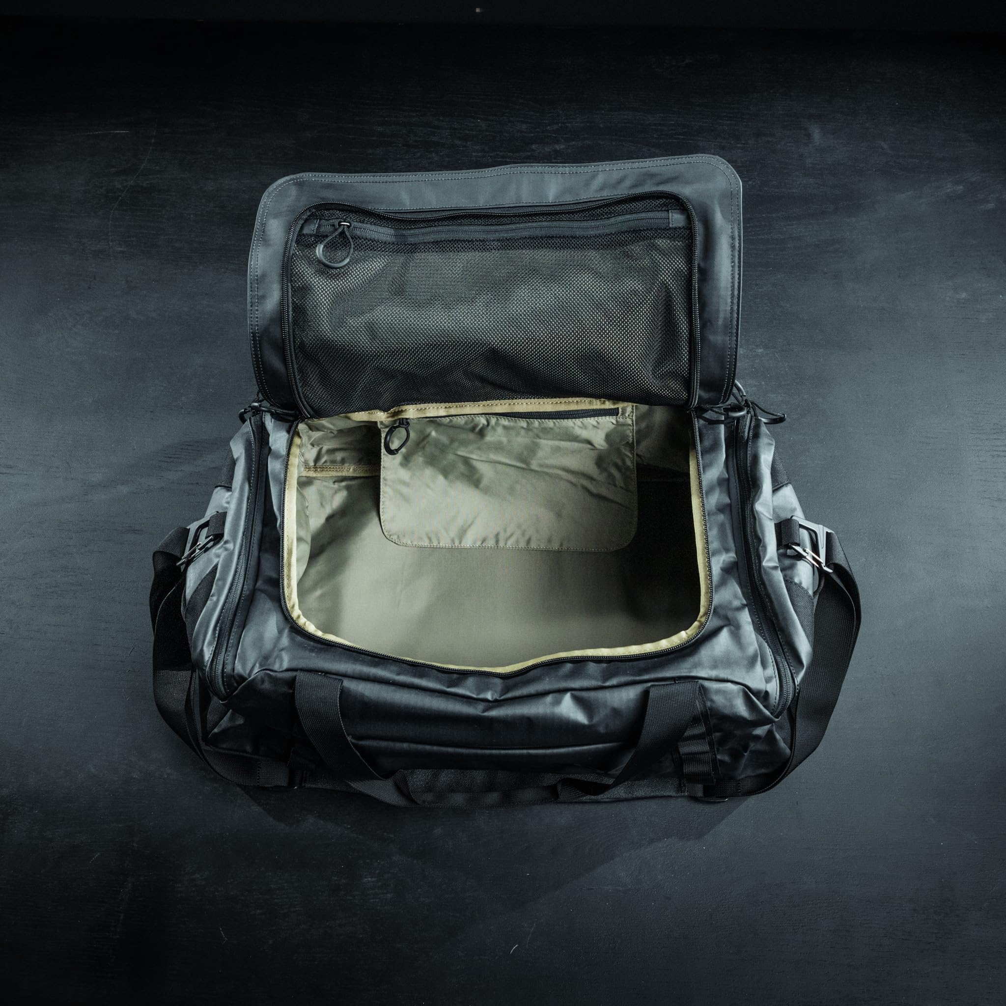 Eberlestock Hyllus Duffel Bag for Men - Durable, Water-Resistant, Small Men's Duffle Bag with Zipper Pockets, Ideal for Travel & Gym, Tactical Gear Bag, Hunting, Fishing, Camping - Dry Earth, 65L - Image 4