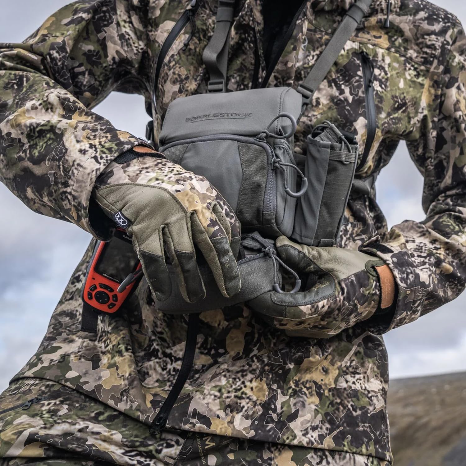 Eberlestock Recon Quickcase - Zippered Pouch for Recon Modular Bino Pack - Multicam - Image 5