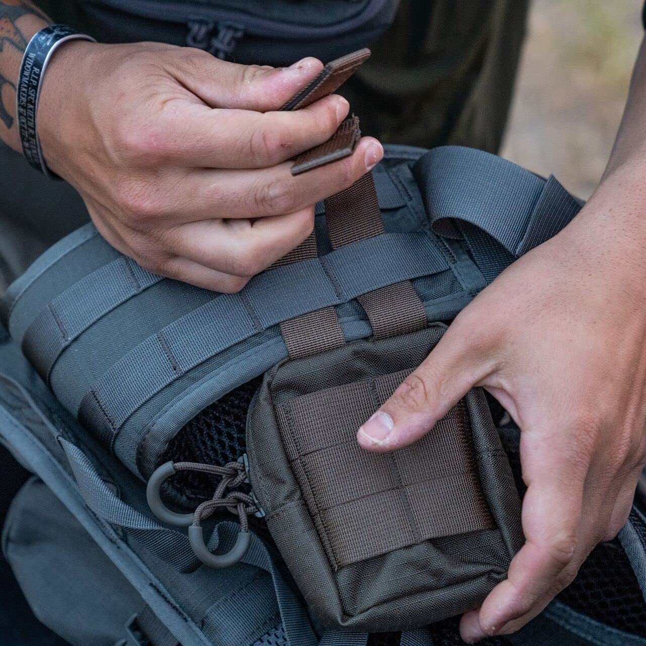 Eberlestock Recon Utility Pouch - Multipurpose Outdoor Storage Solution for Camping, Hiking, and Tactical Gear - Durable and Versatile Organizer Bag - Image 6